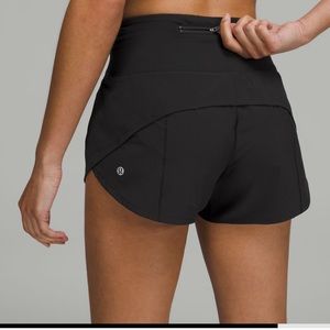 black lululemon speed up high rise lined short2.5”